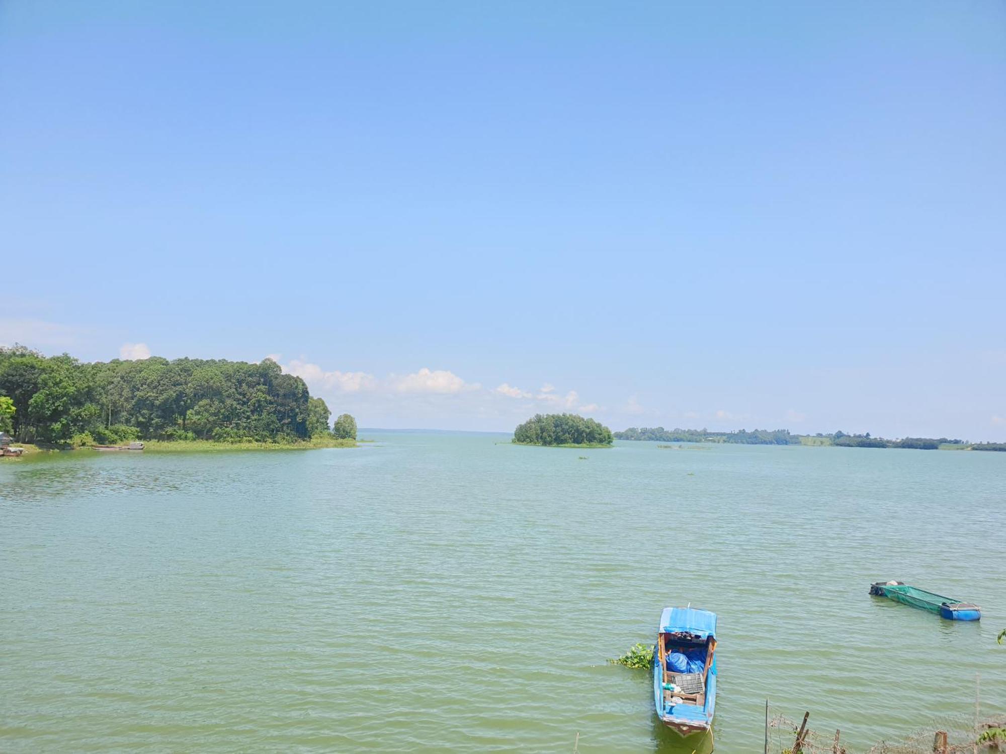 Ben Ho Homestay Xa Gia Tan 外观 照片
