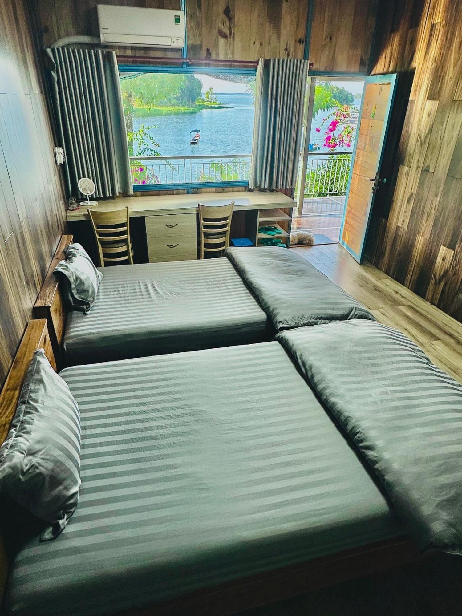 Ben Ho Homestay Xa Gia Tan 外观 照片