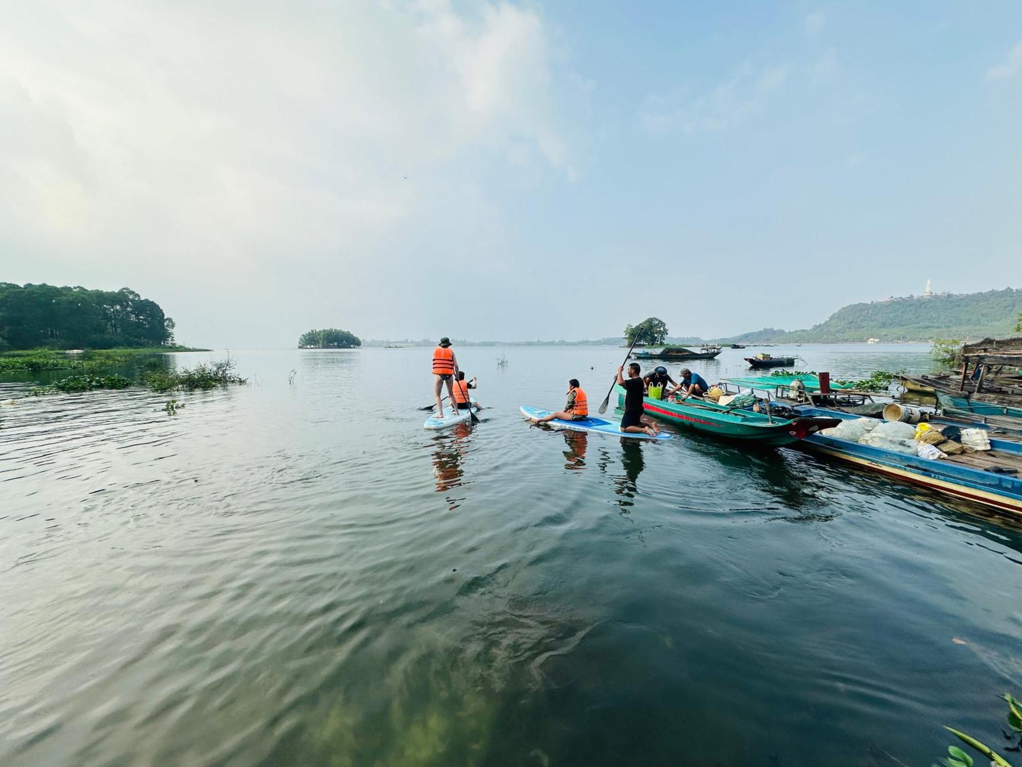 Ben Ho Homestay Xa Gia Tan 外观 照片